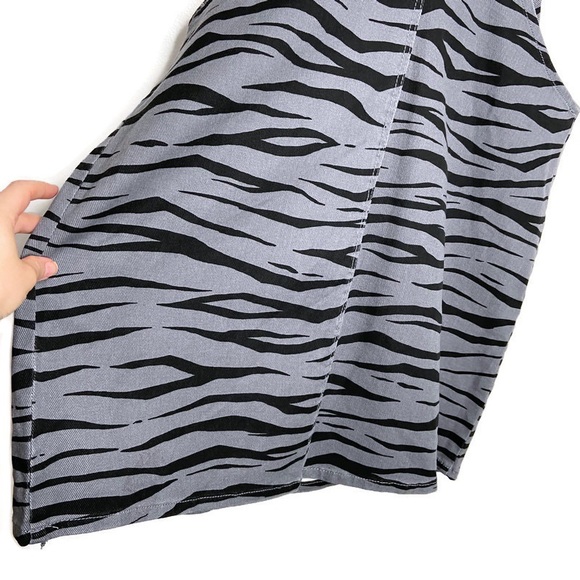 NWT Material Girl Dark Gray Tiger Pinafore Overall Jumper - Picture 8 of 11